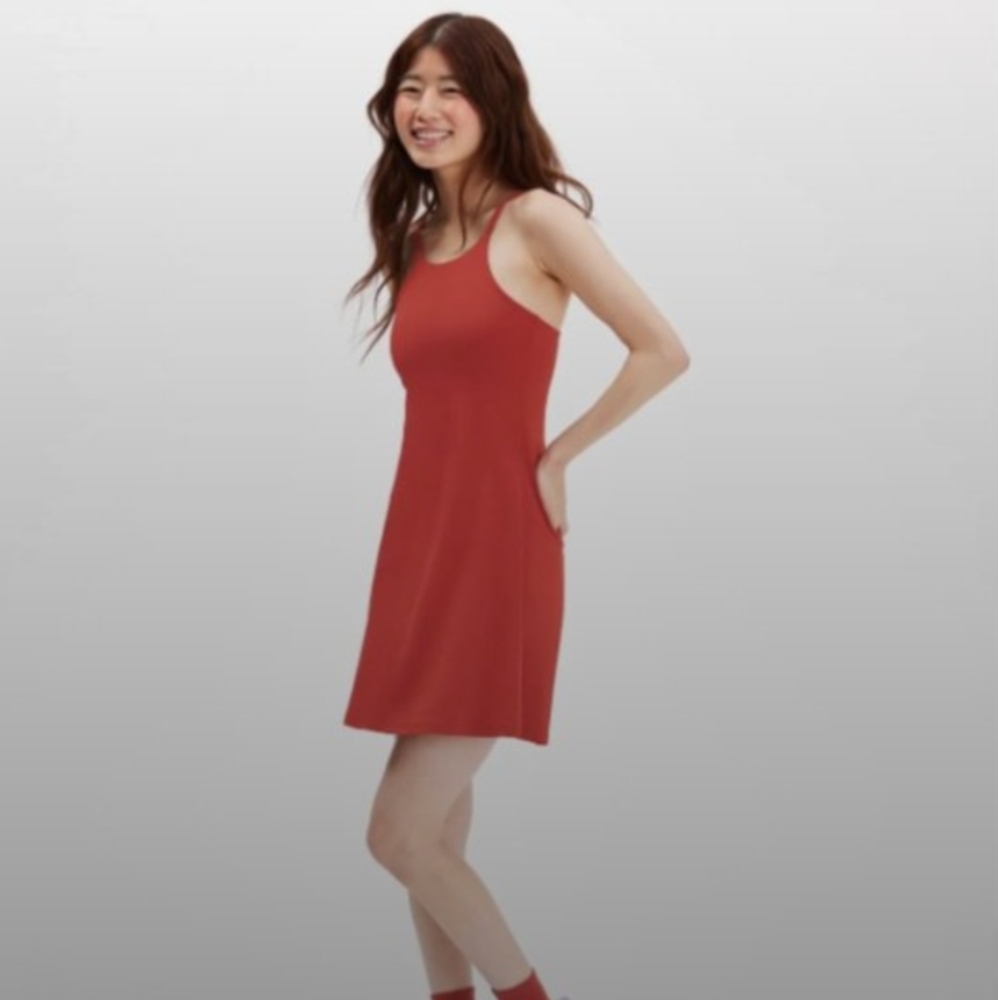 Girlfriend Collective Naomi Active Workout Dress Shorts Lava Red Size Small